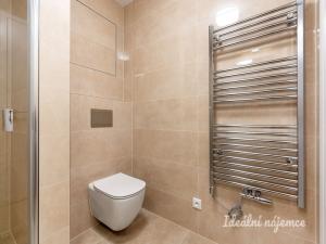 Pronájem bytu 2+kk, Praha - Hlubočepy, Kurandové, 44 m2