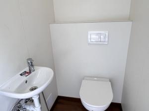 Pronájem obchodního prostoru, Pelhřimov, Krasíkovická, 26 m2