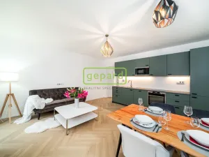 Prodej bytu 2+kk, Praha - Bohnice, V Zámcích, 53 m2