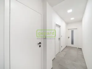 Prodej bytu 2+kk, Praha - Bohnice, V Zámcích, 51 m2