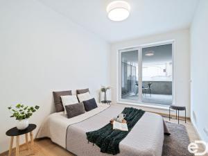 Prodej bytu 2+kk, Praha - Hrdlořezy, Mezilehlá, 85 m2