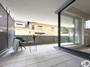 Prodej bytu 2+kk, Praha - Hrdlořezy, Mezilehlá, 85 m2