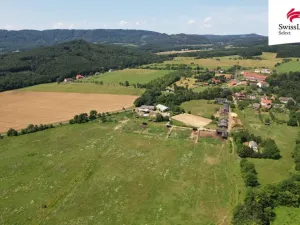 Prodej komerčního pozemku, Třebušín, 225295 m2