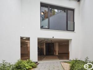 Prodej bytu 2+kk, Praha - Podolí, V podhájí, 69 m2