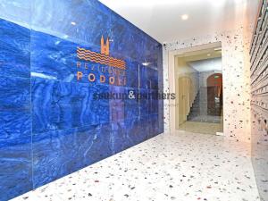 Pronájem bytu 1+kk, Praha - Podolí, Sinkulova, 27 m2