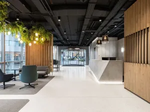 Pronájem kanceláře, Praha - Holešovice, Jankovcova, 478 m2