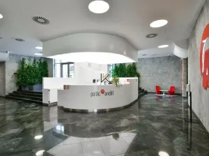 Pronájem kanceláře, Praha - Smíchov, Plzeňská, 439 m2