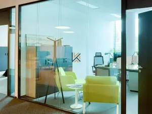 Pronájem kanceláře, Praha - Michle, Vyskočilova, 1738 m2