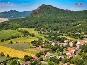 Prodej zahrady, Jenčice, 1599 m2