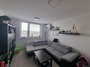 Pronájem bytu 2+kk, Rosice, Na Vyhlídce, 52 m2