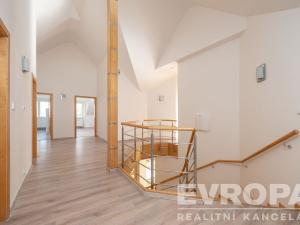 Prodej vily, Praha - Klánovice, Úprkova, 700 m2