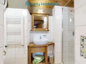 Prodej rodinného domu, Černá v Pošumaví - Bližná, 340 m2