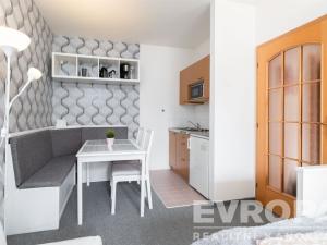 Prodej bytu 2+kk, Rokytnice nad Jizerou - Horní Rokytnice, Horní Rokytnice, 30 m2