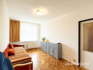 Pronájem bytu 2+kk, Praha - Michle, U plynárny, 38 m2