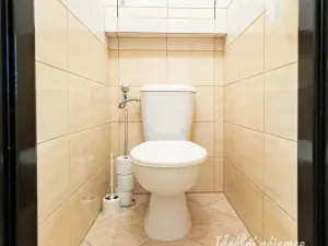 Pronájem bytu 2+kk, Praha - Michle, U plynárny, 38 m2