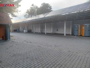 Pronájem skladu, Měnín, 1300 m2