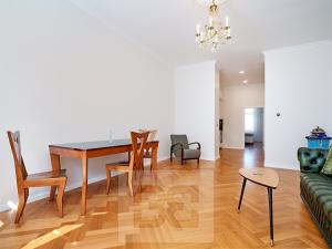 Prodej bytu 3+kk, Praha - Vinohrady, Chodská, 90 m2