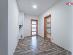 Prodej bytu 3+kk, Krupá, 93 m2