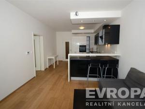 Pronájem bytu 2+kk, Praha - Michle, Nuselská, 60 m2