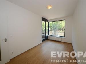 Pronájem bytu 2+kk, Praha - Michle, Nuselská, 60 m2