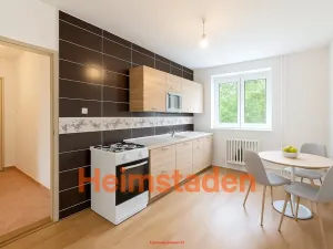 Pronájem bytu 2+1, Karviná - Nové Město, nám. Budovatelů, 55 m2