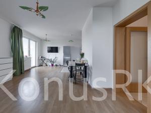 Prodej bytu 2+kk, Praha - Horní Měcholupy, Modenská, 69 m2