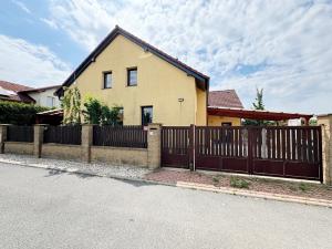 Pronájem bytu 3+kk, Šestajovice, Žitná, 119 m2