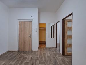 Pronájem bytu 3+kk, Benešov, Masarykovo náměstí, 87 m2