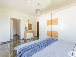 Prodej rodinného domu, Sezemice, Komenského, 190 m2