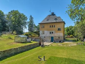 Prodej rodinného domu, Liberec, Na Skřivanech, 240 m2