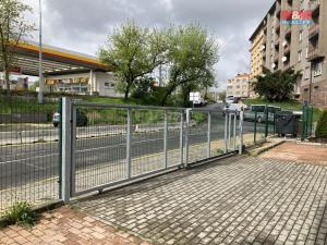 Pronájem garážového stání, Plzeň - Severní Předměstí, Bolevecká, 13 m2