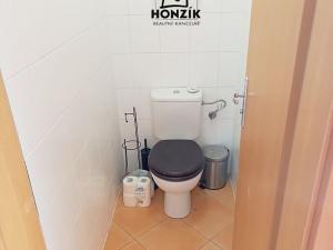 Pronájem bytu 2+kk, Praha - Strašnice, Názovská, 65 m2