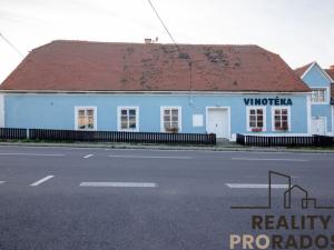 Prodej rodinného domu, Znojmo - Kasárna, 738 m2