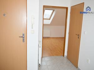 Pronájem bytu 2+kk, Kladno, Floriánská, 51 m2