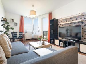 Prodej bytu 2+kk, Praha - Prosek, Kytlická, 54 m2