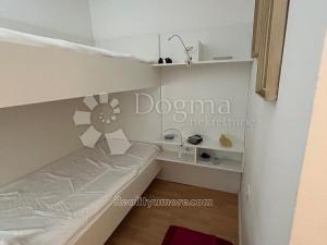 Prodej bytu 4+kk, Poreč, Chorvatsko, 65 m2