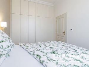 Pronájem bytu 2+kk, Praha - Nové Město, Nekázanka, 42 m2