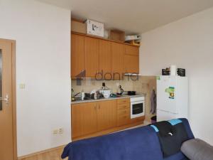 Pronájem bytu 1+kk, Praha - Horní Měcholupy, Padovská, 34 m2