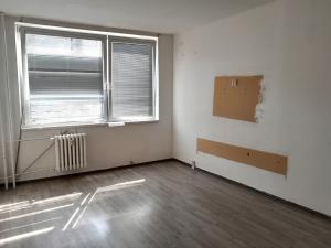 Pronájem bytu 2+kk, Praha - Hloubětín, Kardašovská, 43 m2