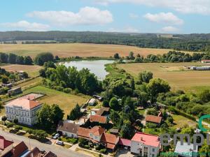 Prodej ubytování, Štítary, 327 m2