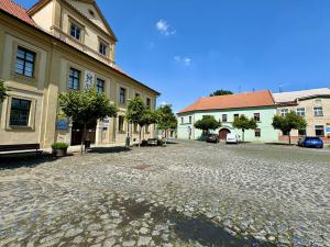 Prodej rodinného domu, Velvary, Chržínská, 500 m2