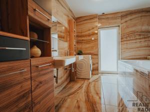 Prodej rodinného domu, Popůvky, 180 m2