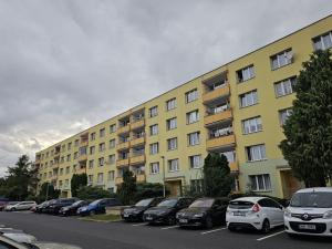 Prodej bytu 2+1, Postoloprty, Jiráskovo náměstí, 62 m2