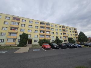 Prodej bytu 2+1, Postoloprty, Jiráskovo náměstí, 62 m2