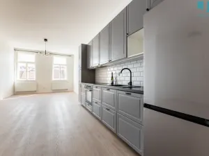 Pronájem bytu 2+kk, Třebíč, Karlovo nám., 60 m2