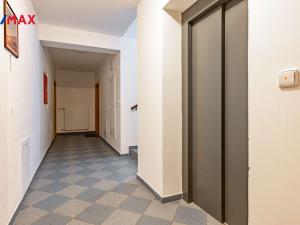 Prodej bytu 3+kk, Karlovy Vary, Raisova, 89 m2