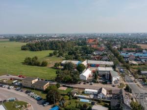 Prodej pozemku pro komerční výstavbu, Hradec Králové - Kukleny, Pražská třída, 667 m2