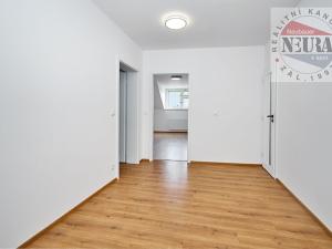 Pronájem bytu 3+kk, Praha - Malá Strana, Újezd, 74 m2