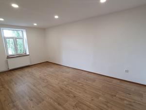 Pronájem kanceláře, Kroměříž, náměstí Míru, 50 m2