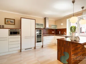 Prodej vily, České Budějovice, B. Smetany, 290 m2